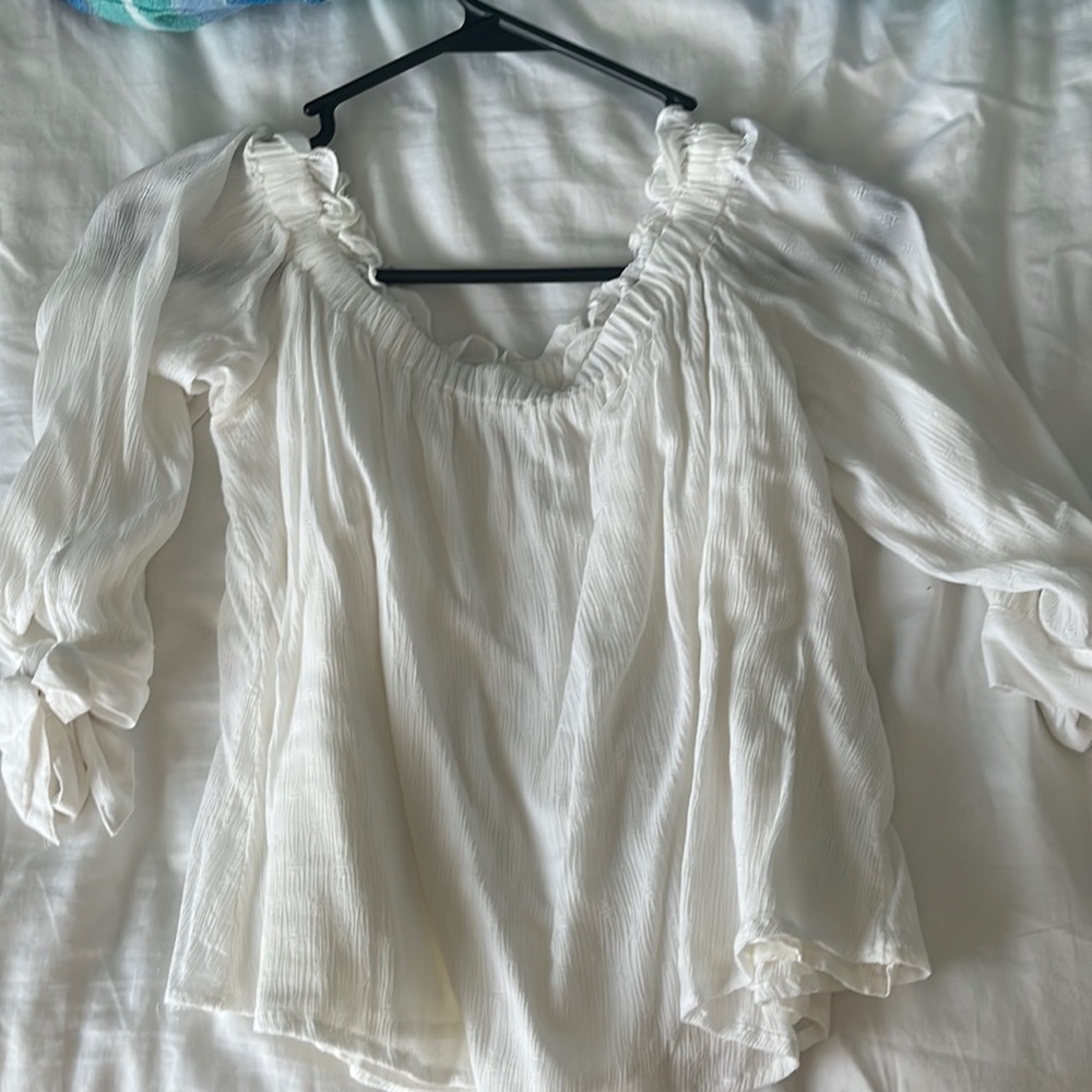 American eagle off the shoulder top
